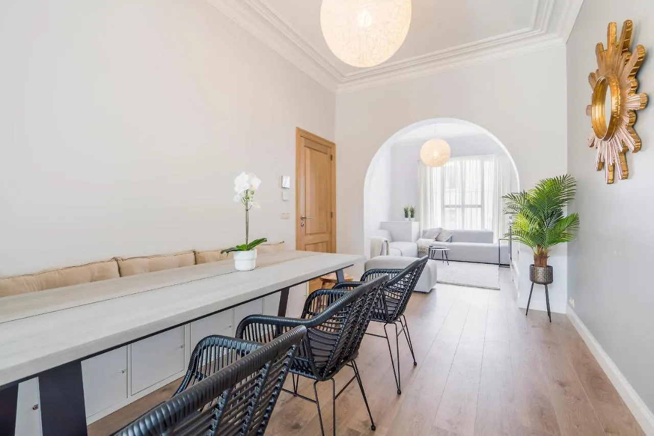 Holiday home Luxurious, Updated, Warm & Stunning Home Terraces Ostend Belgium